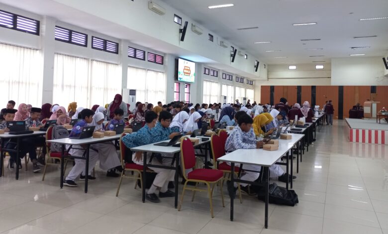 Kegiatan Lomba Guru dan SMP di Aula Kantor Disdikbud Kukar.