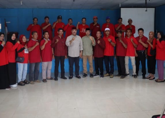 Pengurus KTNA bersama Bupati Kutai Kartanegara, Edi Damansyah, yang juga menjabat sebagai Ketua KTNA Kabupaten Kukar.