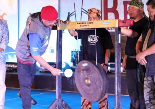 Bupati Kutai Kartanegara (Kukar), Edi Damansyah, secara resmi menutup Festival Budaya Kutai Adat Lawas "Nutuk Beham" di Desa Kedang Ipil.