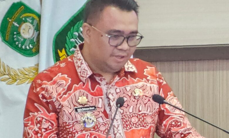 Bupati Kukar, Aulia Rahman Basri.