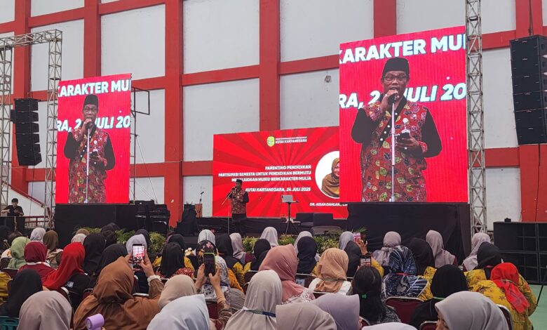 Berlangsung Kegiatan Parenting Pendidikan di Gedung Bela Diri Tenggarong Seberang