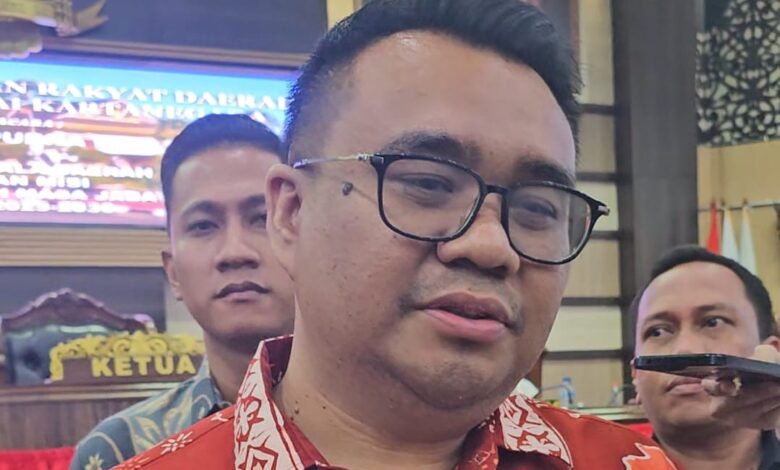 Bupati Kukar, Aulia Rahman Basri.