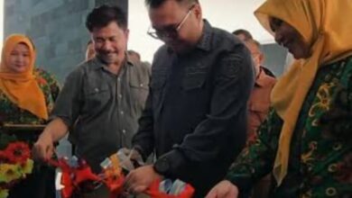 Bupati Kukar, Aulia Rahman Basri, meresmikan Gedung Cendrawasih Pelayanan Ibu dan Anak di RSUD Aji Muhammad Parikesit.