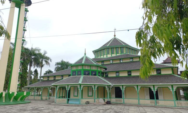 Masjid Jami' Aji Amir Hasanuddin