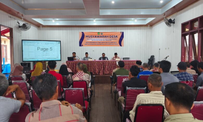 Musyawarah desa di Desa Muara Wis. (Istimewa)