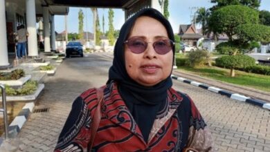 Camat Muara Kaman, Barliang. (Istimewa)