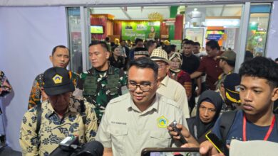 Bupati Kutai Kartanegara, Aulia Rahman Basri.